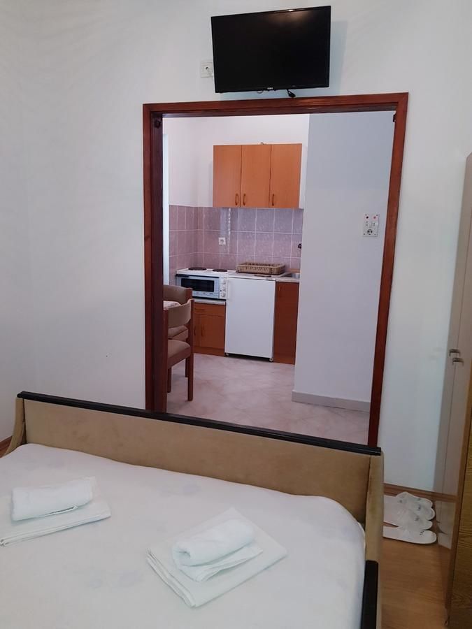 Гостевой дом Sobe i apartmani Marović Петровац-10