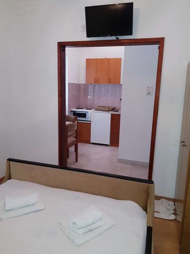 Гостевой дом Sobe i apartmani Marović Петровац-9